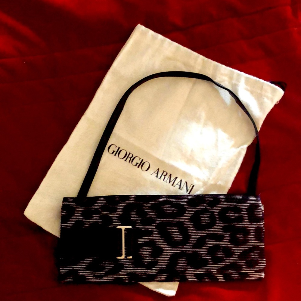 Vintage 90’s Giorgio Armani velvet corduroy leopard clutch, Made in Italy 🇮🇹